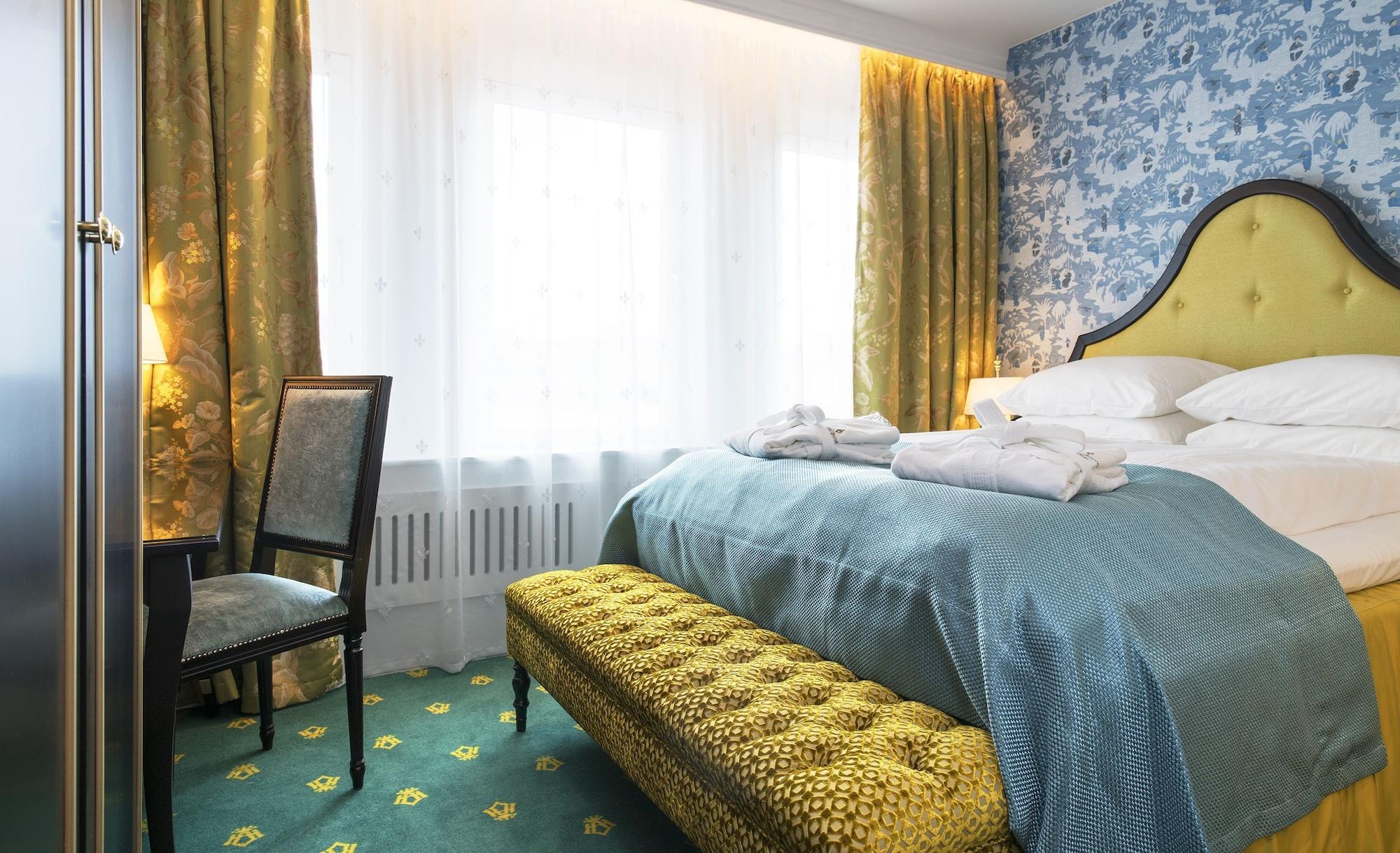 אוסלו Hotel Bristol מראה חיצוני תמונה A room at the hotel