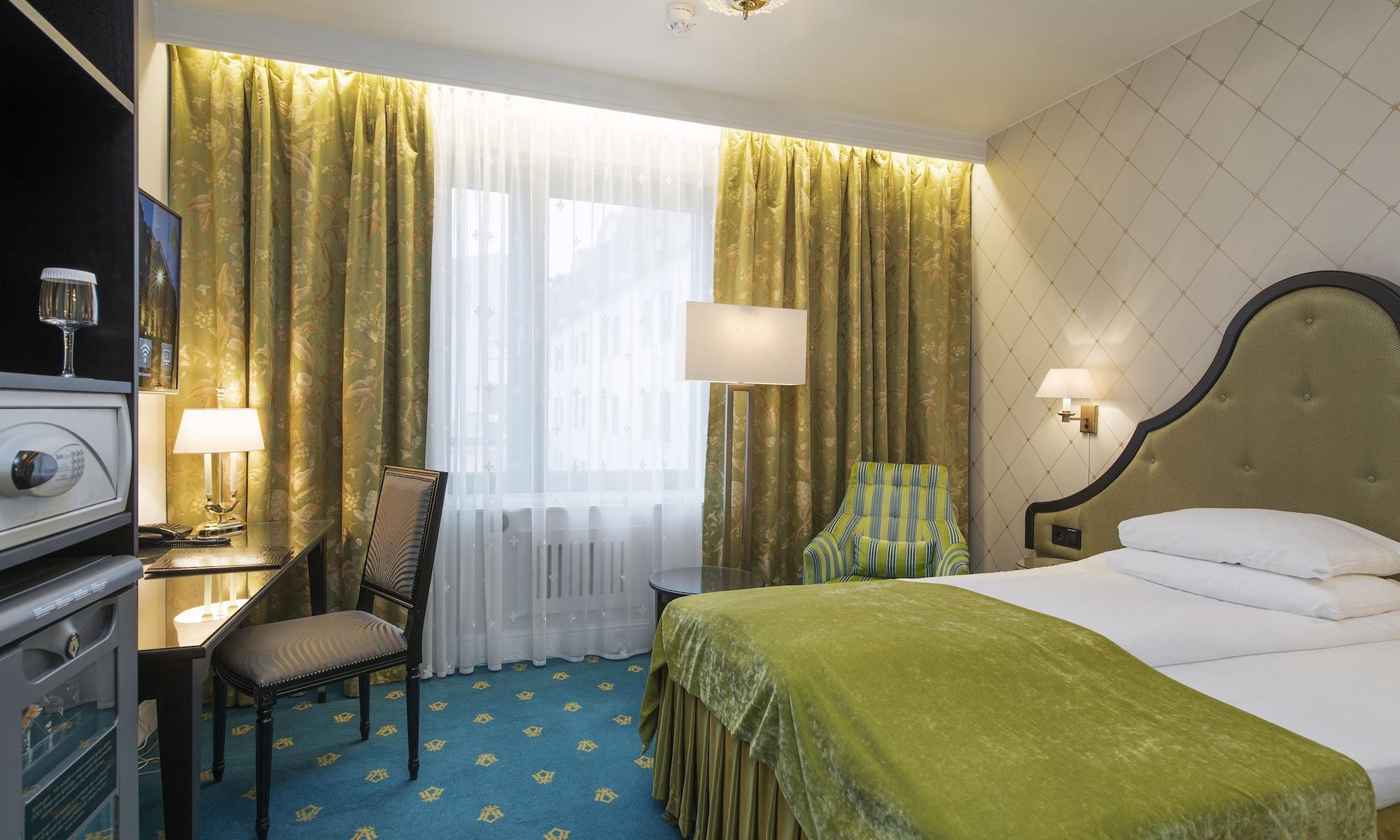 אוסלו Hotel Bristol מראה חיצוני תמונה A room at the hotel